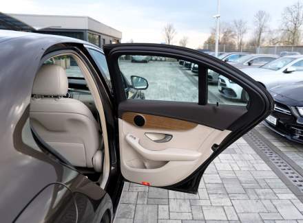 Mercedes-Benz - C-class