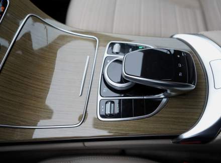 Mercedes-Benz - C-class