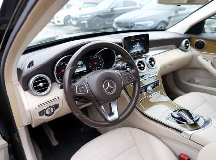 Mercedes-Benz - C-class