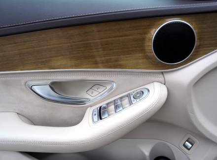 Mercedes-Benz - C-class