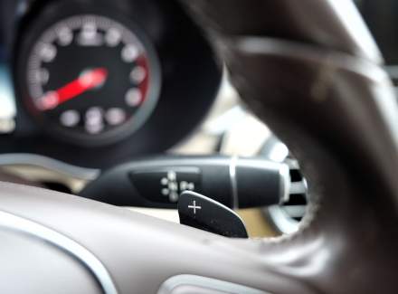 Mercedes-Benz - C-class