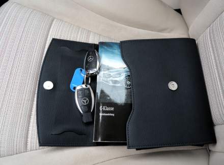 Mercedes-Benz - C-class