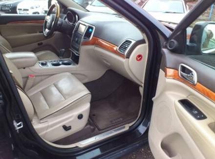 Jeep - Grand Cherokee