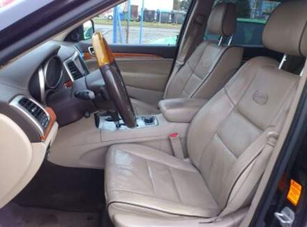 Jeep - Grand Cherokee