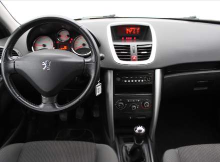 Peugeot - 207