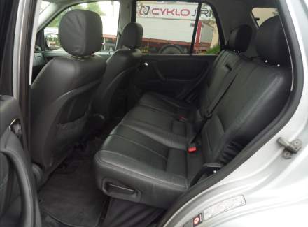 Mercedes-Benz - M-class