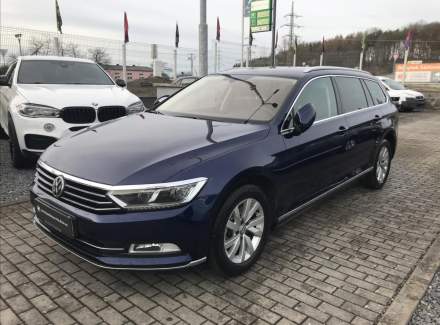 Volkswagen - Passat