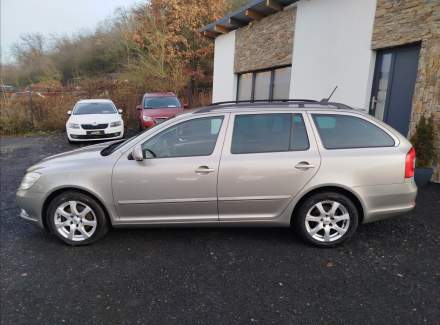 Škoda - Octavia