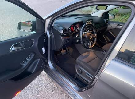 Mercedes-Benz - B-class