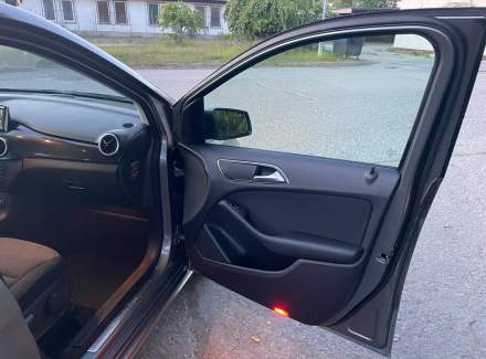 Mercedes-Benz - B-class