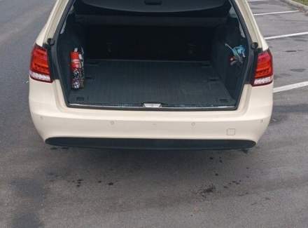 Mercedes-Benz - E-class