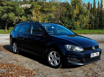 Volkswagen - Golf