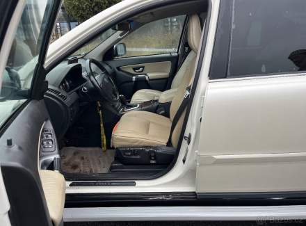 Volvo - XC90