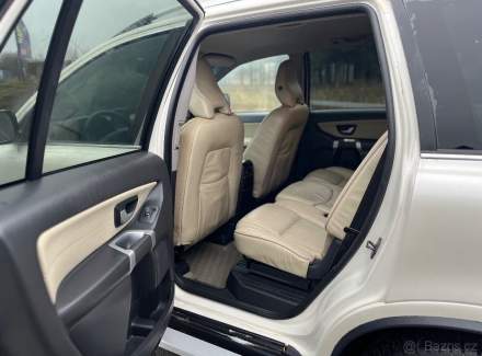 Volvo - XC90