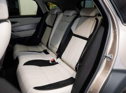 Land Rover - Range Rover Velar