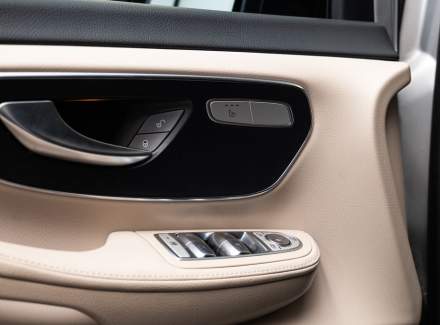 Mercedes-Benz - V-class