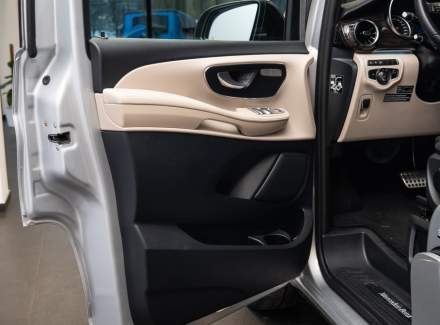 Mercedes-Benz - V-class