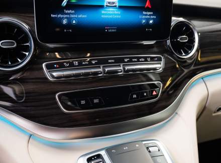 Mercedes-Benz - V-class