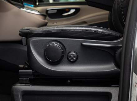 Mercedes-Benz - V-class