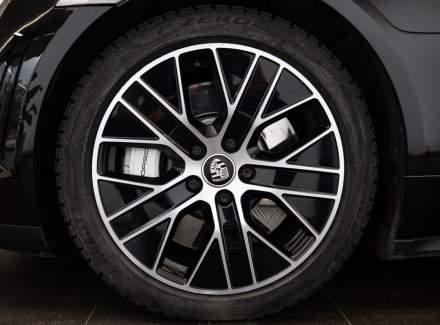 Porsche - Taycan