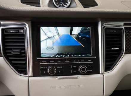 Porsche - Macan