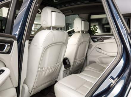 Porsche - Macan