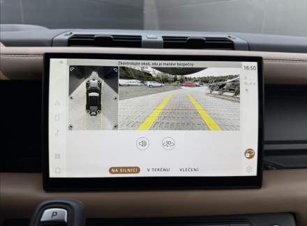 Land Rover - Defender