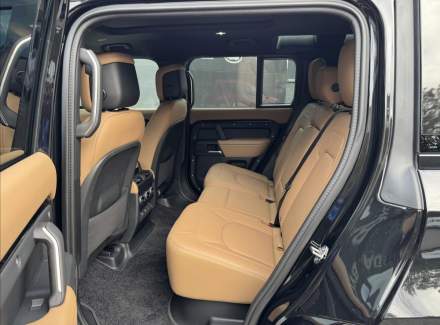 Land Rover - Defender