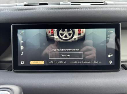 Land Rover - Defender