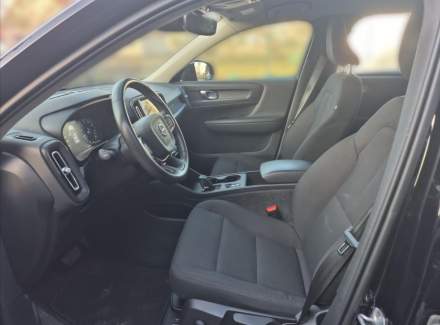 Volvo - XC40
