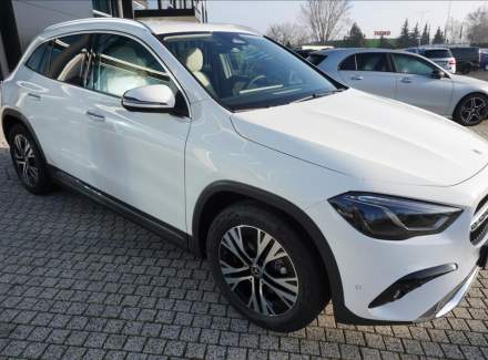 Mercedes-Benz - GLA