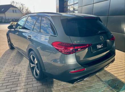 Mercedes-Benz - C-class