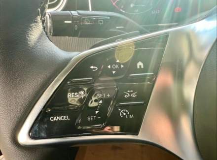 Mercedes-Benz - C-class