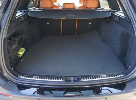 Mercedes-Benz - C-class