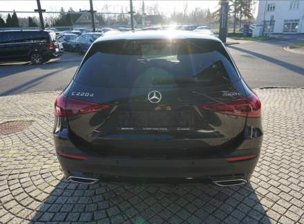 Mercedes-Benz - C-class