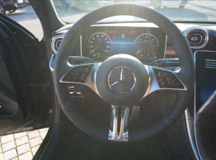 Mercedes-Benz - C-class