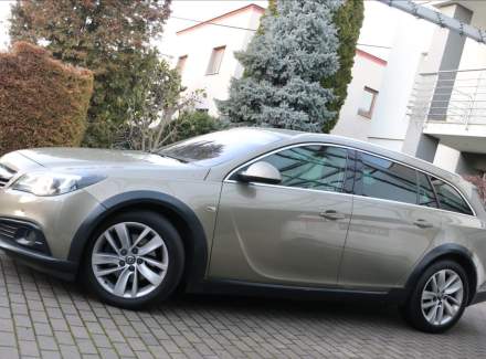 Opel - Insignia