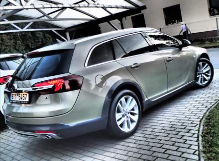 Opel - Insignia