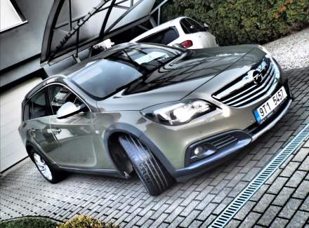 Opel - Insignia