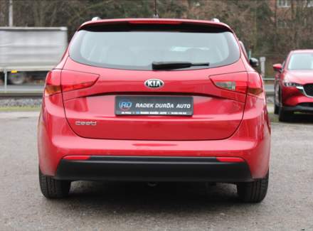 Kia - Cee'd