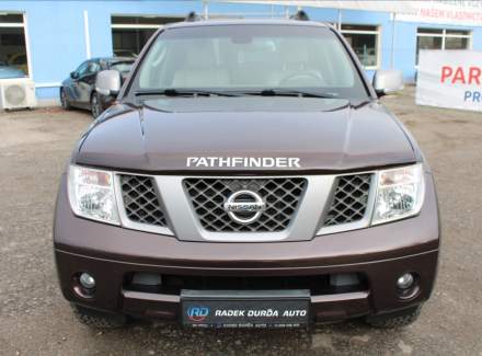Nissan - Pathfinder