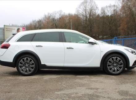 Opel - Insignia
