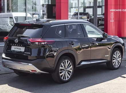 Nissan - X-Trail