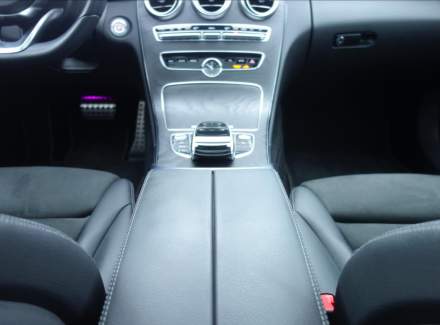 Mercedes-Benz - C-class