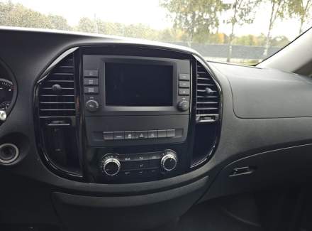 Mercedes-Benz - Vito