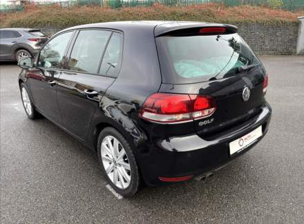 Volkswagen - Golf