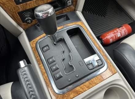 Jeep - Grand Cherokee