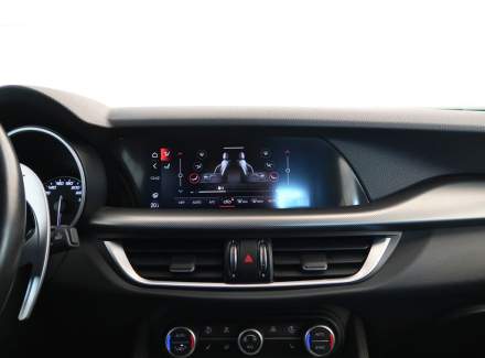 Alfa Romeo - Stelvio