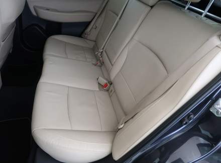 Subaru - Outback