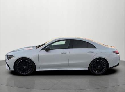 Mercedes-Benz - CLA